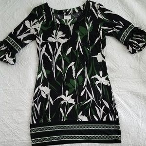 Tracy Lynn floral dress